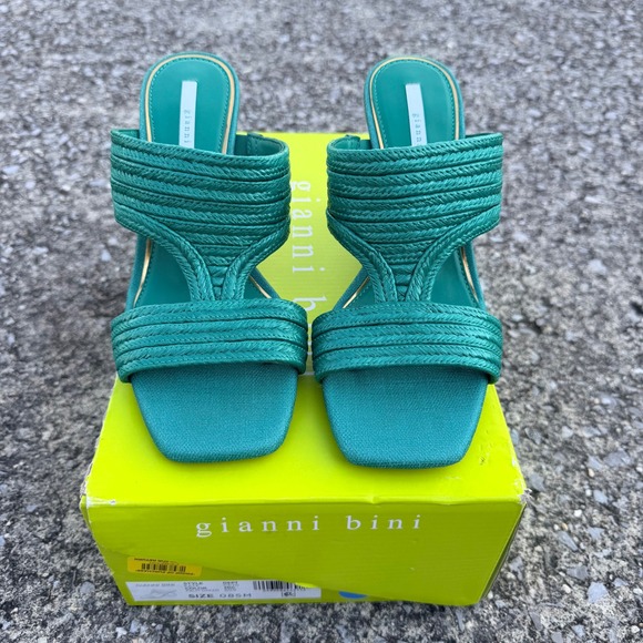Gianni Bini Shoes - Gianni Bini Pate Palm Green Raffia Gold Ball Heel Slide Sandals Womens 8.5M